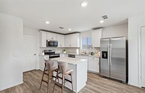 2450 Arbutus Drive - Photo 5