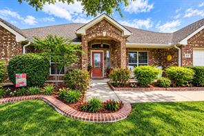 212 Pinewood Trail