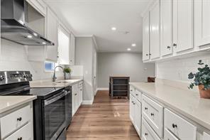 111 N Morgan Street W - Photo 8