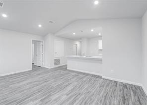 405 Cactus Court - Photo 5