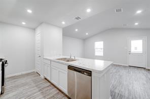404 Cactus Court - Photo 3