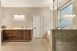 2408 Amber Lane - Photo 18