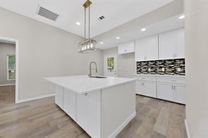 1612 Jones Street - Photo 12