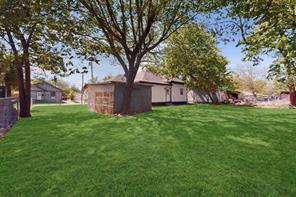 1612 Jones Street - Photo 31