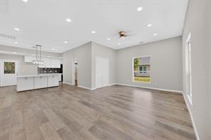 1612 Jones Street - Photo 8