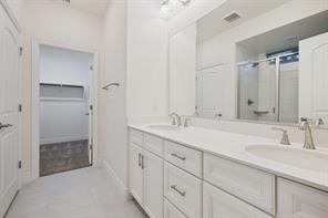 9621 Creekwood Drive - Photo 4