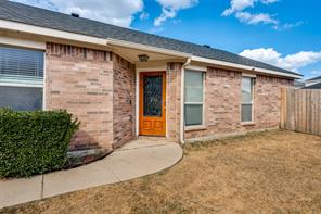 909 Honey Locust Lane