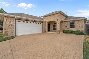 3807 Winding Road - Photo 2