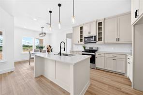 5731 Lewis Court - Photo 10