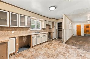1407 Berkshire Street - Photo 4