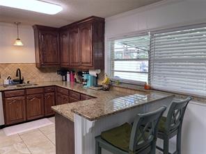 1209 Magnolia - Photo 11
