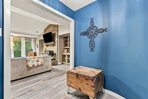 707 Findlay Drive - Photo 4
