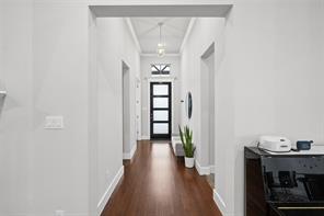 516 Woodland Drive - Photo 2