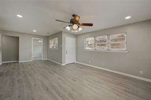 408 E Tucker Boulevard - Photo 8