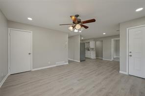 408 E Tucker Boulevard - Photo 9