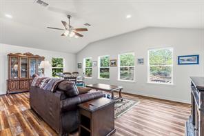 659 CR 1698 - Photo 16