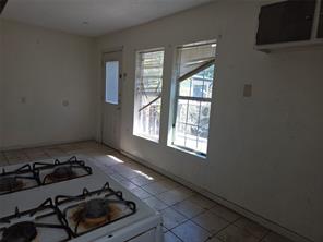 619 Truman Street - Photo 10