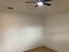 411 Lantana Drive - Photo 11