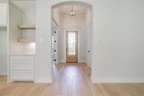 1007 Meadow Wood Terrace - Photo 4