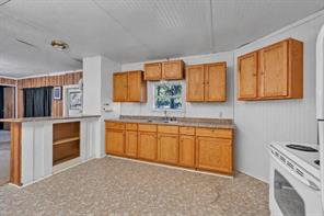 4647 Lyndi Lane - Photo 10