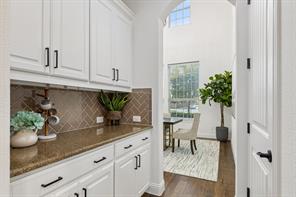 2140 Arbol Way - Photo 8