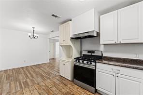 1924 Connally Street - Photo 11