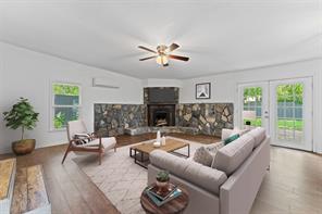 1924 Connally Street - Photo 3