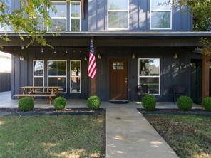 1302 Bagby Avenue - Photo 2